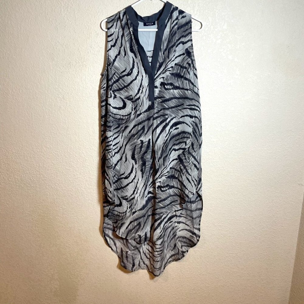 OTTE New York Tunic Shirt Dress Womens‎ M Gray Silk Sleeveless Animal Print